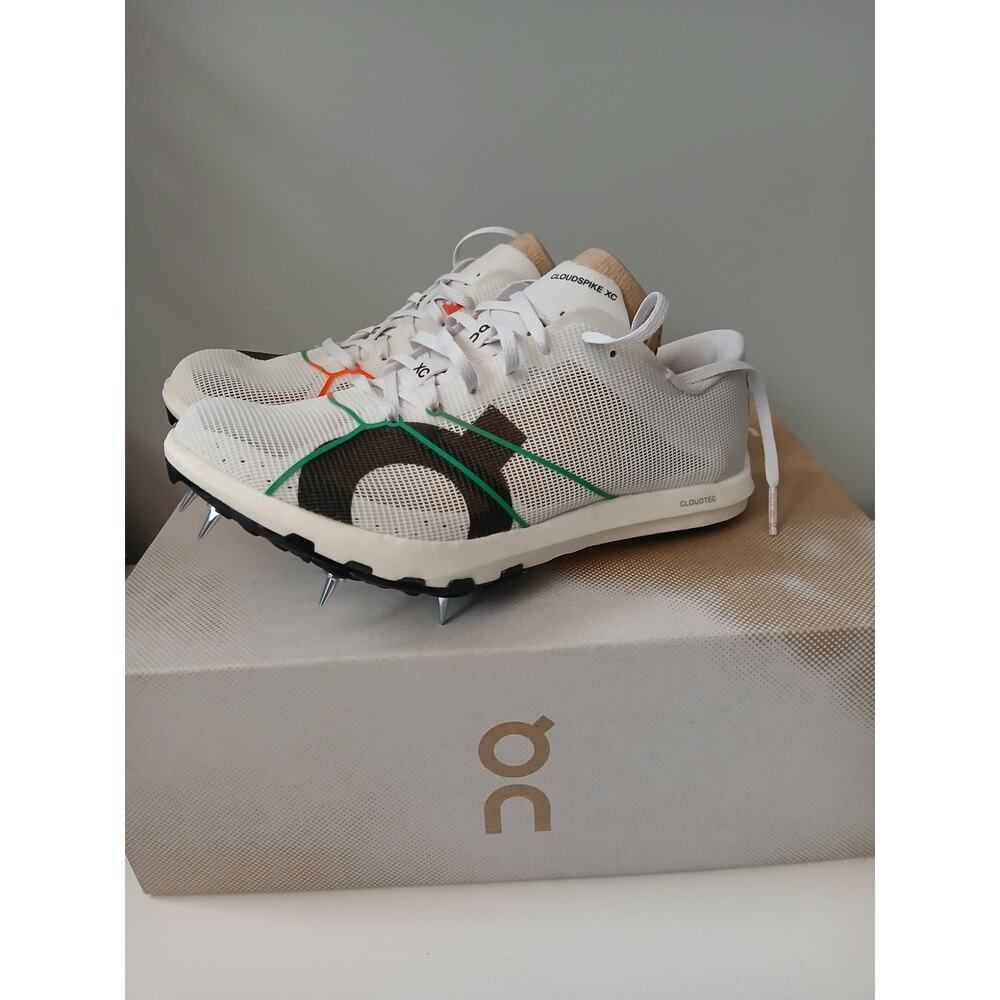 On Cloudspike XC womens size 5 - Picture 3 of 10